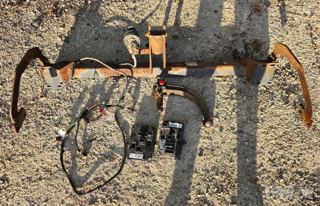 Теглич Пежо 407 седан Peugeot с модул модули