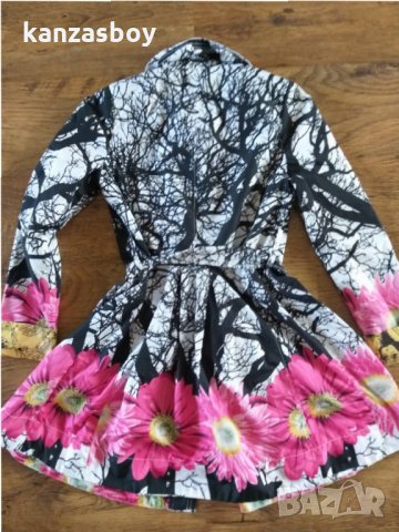  Desigual less more rain coat dress - страхотен дамски тренч, снимка 10 - Шлифери - 34175997