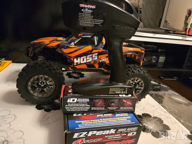 Продавам офролд джип TRAXXAS, снимка 4 - Коли, камиони, мотори, писти - 53730751