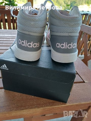 детски кецове на Adidas , снимка 2 - Детски маратонки - 42143503