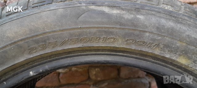 Гуми HANKOOK 235/50/19 - 2бр., снимка 3 - Гуми и джанти - 40589842