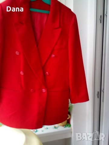 Червен костюм, снимка 4 - Костюми - 35942619