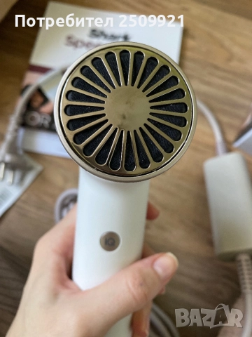 Сешоар Shark SpeedStyle HD334EU с приставки, снимка 4 - Сешоари - 52845956