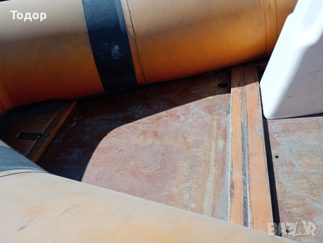 Продавам Лодка RIB-bat 4,50м с конзола, волан с червяк, жила, с д-л Suzuki 25HP, вн. от И-я , снимка 6 - Воден транспорт - 51741750