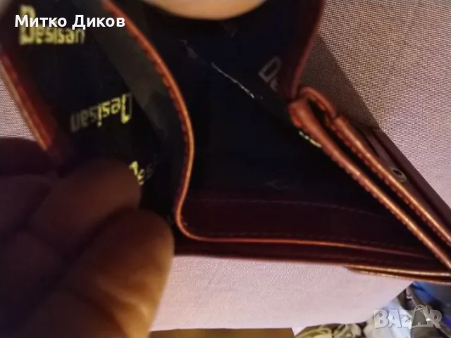 Портмоне марково на Десисан естествена кожа 100х100мм като ново, снимка 7 - Портфейли, портмонета - 49171928