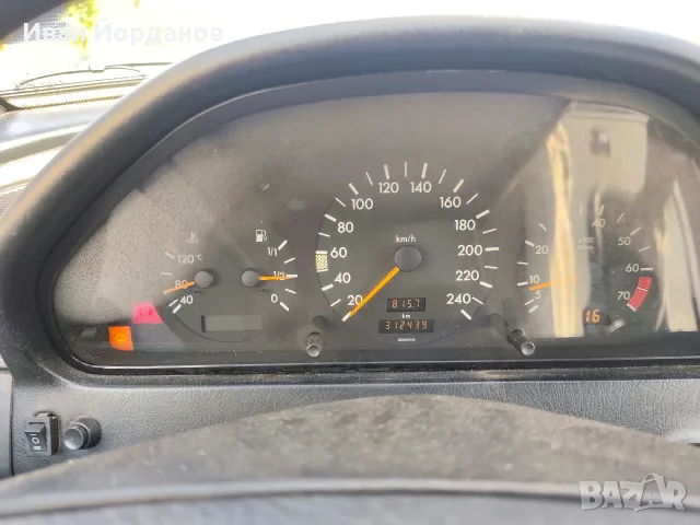 Mercedes-benz C 180, снимка 2 - Автомобили и джипове - 56351060