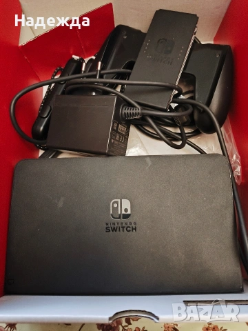 Nintendo Switch OLED, снимка 3 - Nintendo конзоли - 53165030