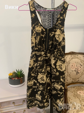 Красива рокля в размер S, снимка 9 - Рокли - 44779276