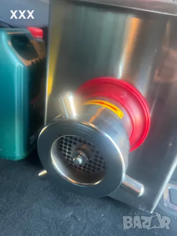 Професионална месомелачка монофазна