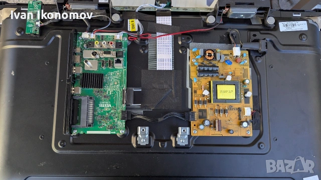 Телевизор JVC LT-32VAF3200 за части, снимка 4 - Телевизори - 53405589