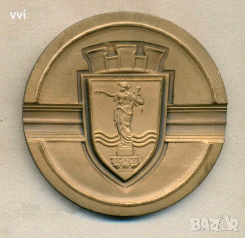 КУПУВАМ плакет Общински народен съвет Русе, снимка 1