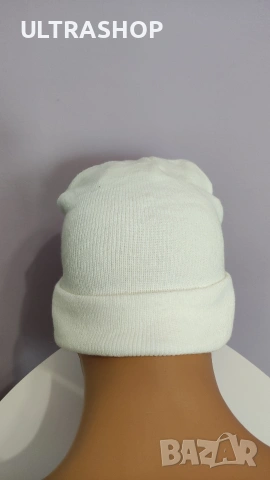 PLAYBOY Зимна шапка в отлично състояние, снимка 3 - Шапки - 53035296