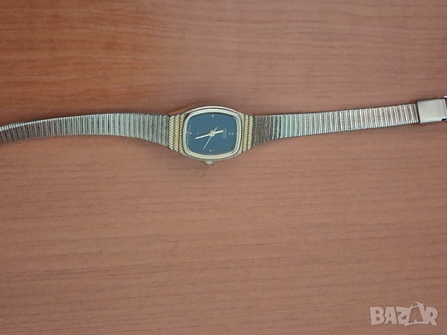 Дамски часовник, снимка 3 - Дамски - 52841635