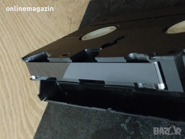 Видеокасета " НОЩНИ ЯСТРЕБИ " VHS, снимка 11 - Други жанрове - 56259826