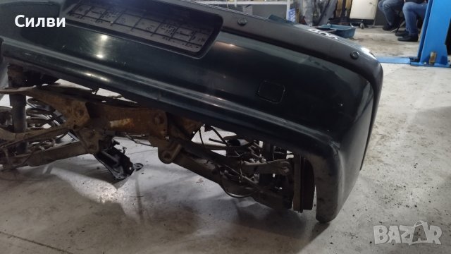 Зелена задна броня за Пежо 406 от Peugeot 406 Pejo основа, снимка 10 - Части - 39131609