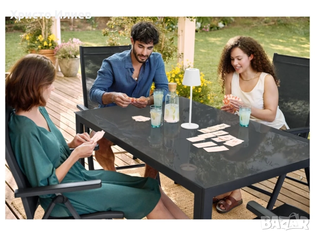 Алуминиева градинска маса със закалено стъкло Сива, снимка 3 - Градински мебели, декорация  - 52033795