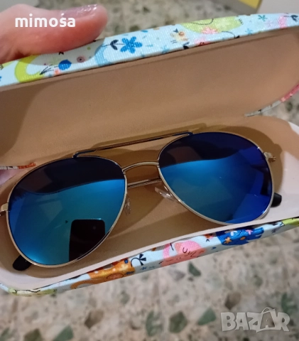 Детски слънчеви очила с калъф, снимка 2 - Други - 51620177