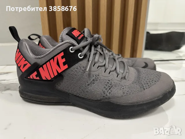 Маратонки Nike 45 номер, снимка 2 - Маратонки - 56408745