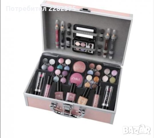 Куфарче с гримове в цвят розово злато 