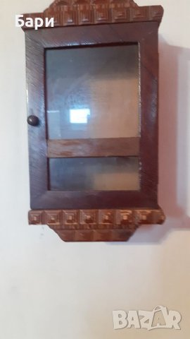 Стара дървена кутия за часовник, снимка 2 - Други ценни предмети - 41634316