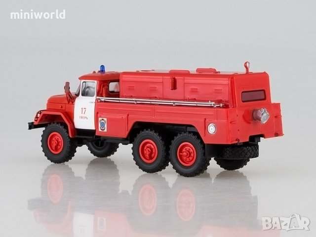 ЗИЛ 131 ПНС-110 Пожарна - мащаб 1:43 на Наши Грузовики моделът е нов в кутия, снимка 4 - Колекции - 41954054