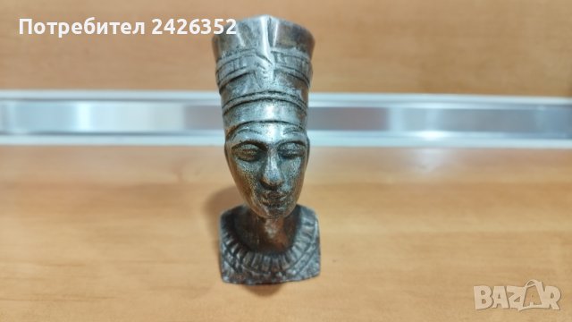 Метална статуетка Нефертити, снимка 1 - Колекции - 38999896