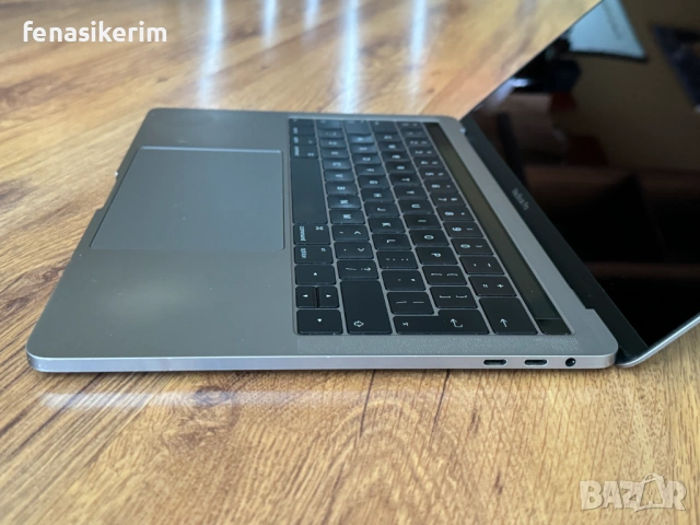 13.3' Core i5 Apple MacBook Pro Late 2016 TouchBar 16GB RAM/256GB SSD/Бат 6ч, снимка 12 - Лаптопи за работа - 53254353
