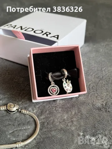 Оригинална гривна Pandora и талисмани/висулки, снимка 2 - Гривни - 55936307