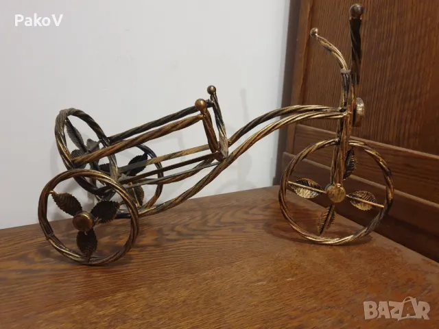 Метална Поставка за Ботилка