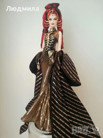 Колекционерската кукла Барби Queen of the Constellations, снимка 5 - Кукли - 52778037