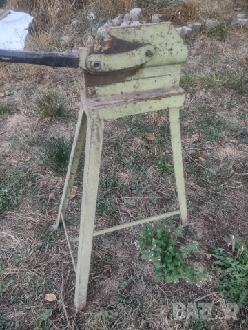 Гилотина за ламарина, снимка 2 - Железария - 51648236