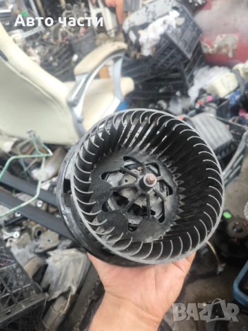 Вентилатор парно за Audi A3 Hatchback II (05.2003 - 08.2012), № F983228M, снимка 3 - Части - 50809942