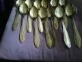 Винтидж от соца нови 12 лъжици на Велико Търново в кутия, снимка 3
