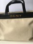 DKNY оригинална елегантна чанта, снимка 2