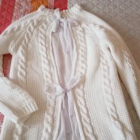 Красива бяла блуза , снимка 3 - Блузи с дълъг ръкав и пуловери - 38788435