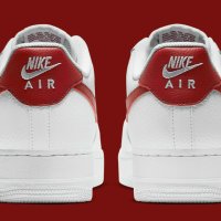 оригинални маратонки Nike Air Force 1 '07 White Team Red  AF1  номер 44,5-45, снимка 4 - Маратонки - 41497844