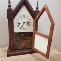 Стар античен механичен настолен часовник, снимка 4 - Антикварни и старинни предмети - 36332920