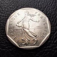 Монета 2 франка 1981 г. Франция - топ!, снимка 2 - Нумизматика и бонистика - 42478603