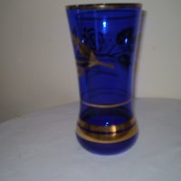 Ретро синя стъклена ваза с златни орнаменти, снимка 4 - Други ценни предмети - 41408508