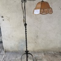 Страхотен лампион ковано желязо 175 см, снимка 1 - Лампиони - 41985678