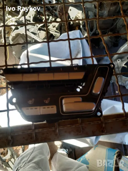 Бутони реглаж ел. седалка за Mercedes-Benz S-Class Sedan (W221) , A2218707751, снимка 1