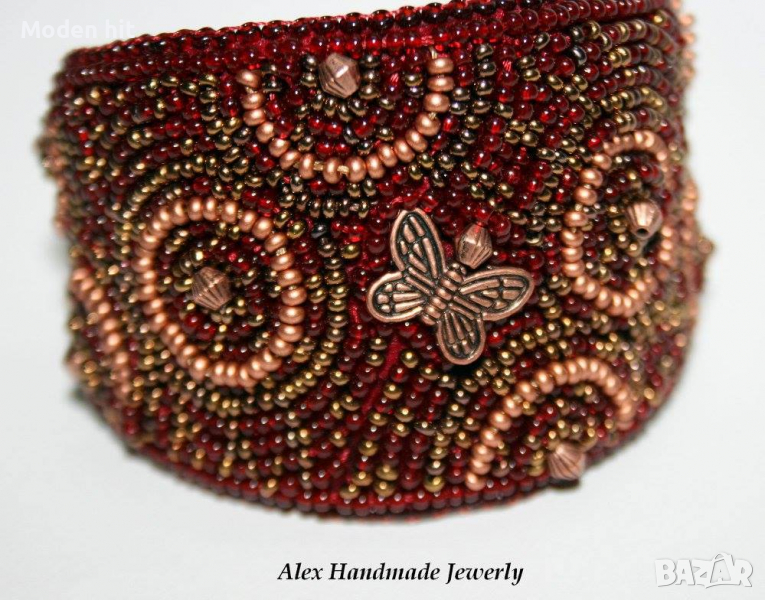 Гривна бродерия с чешки мъниста Preciosa. Ръчна изработка., снимка 1