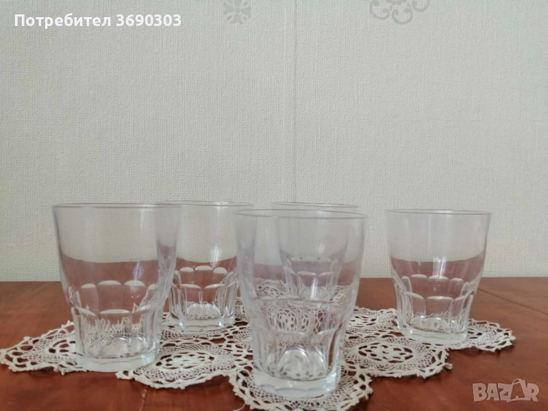 Цена 10 лв общо Комплект от 5 броя чаши с интересна форма Вместимост 120 мл до ръба, калиево стъкло, снимка 1