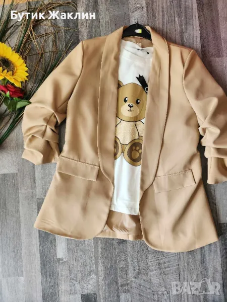 Дамско сако и тениска, снимка 1
