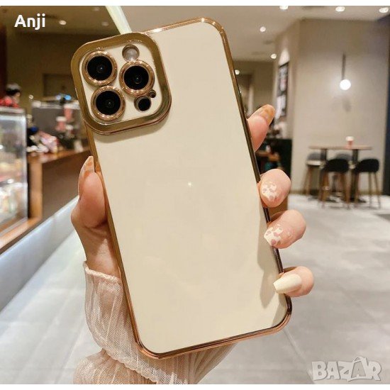 Луксозен силиконов кейс+камера iPhone 14, снимка 1