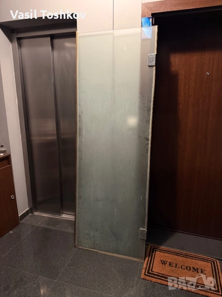 Стъклена врата баня, снимка 1