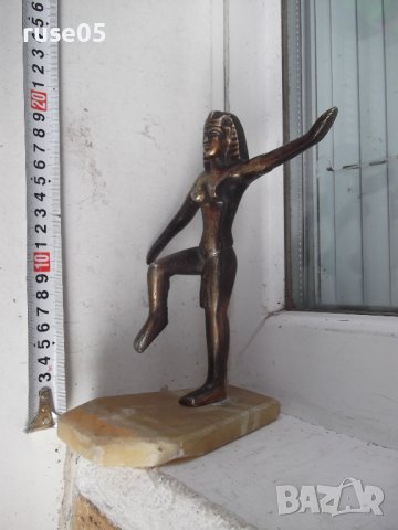 Статуетка "Жена от древен Египет" метална върху мрамор, снимка 5 - Други ценни предмети - 41323995