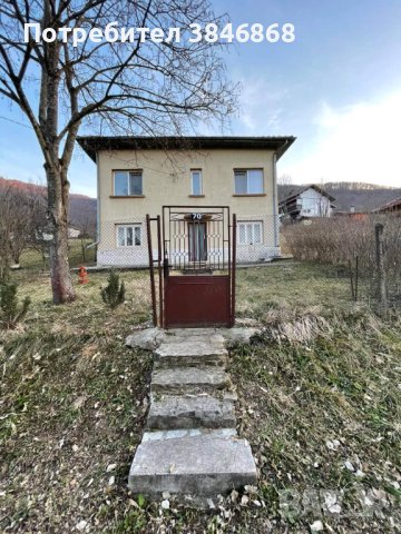 Продавам къща в с. Малък извор, община Ябланица, снимка 4 - Къщи - 42260954