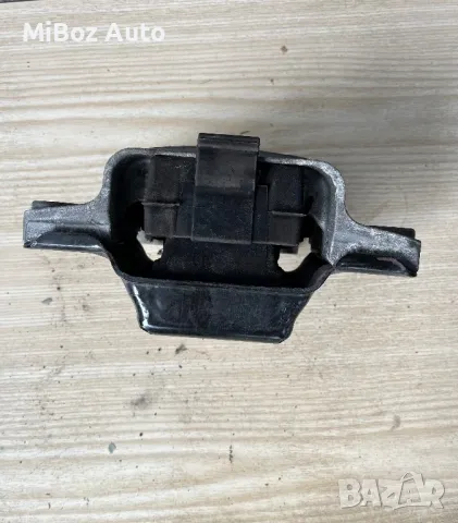 Тампон двигател Фолксваген Голф 5 VW Golf, снимка 2 - Части - 50076615