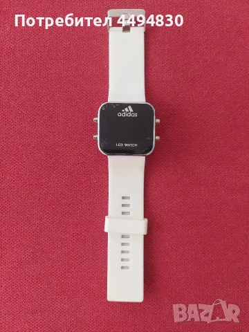 Adidas LED часовник